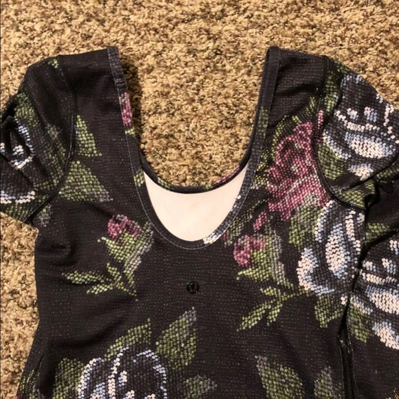 Lululemon fitted shirt - Picture 4 of 4